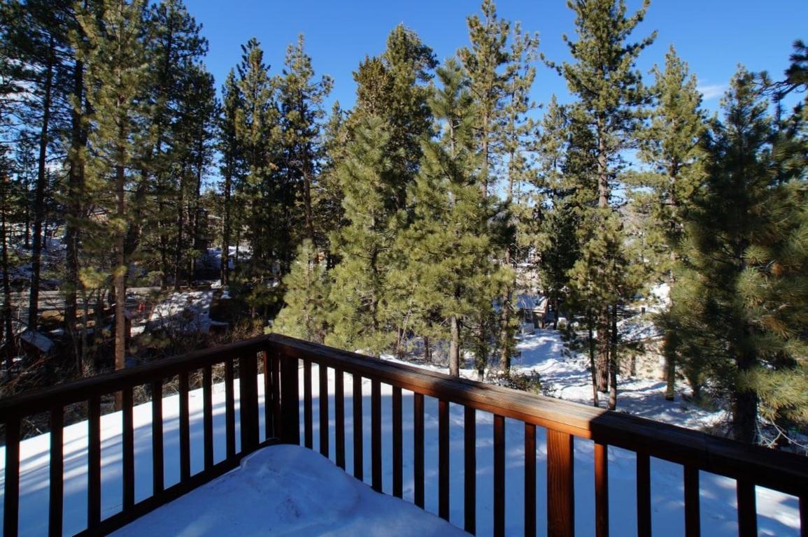 Snow Bunny Lodge - Perfect Big Bear Getaway! Deck With A New Hot Tub And Charcoal Barbecue! Big Bear Lake Exterior photo